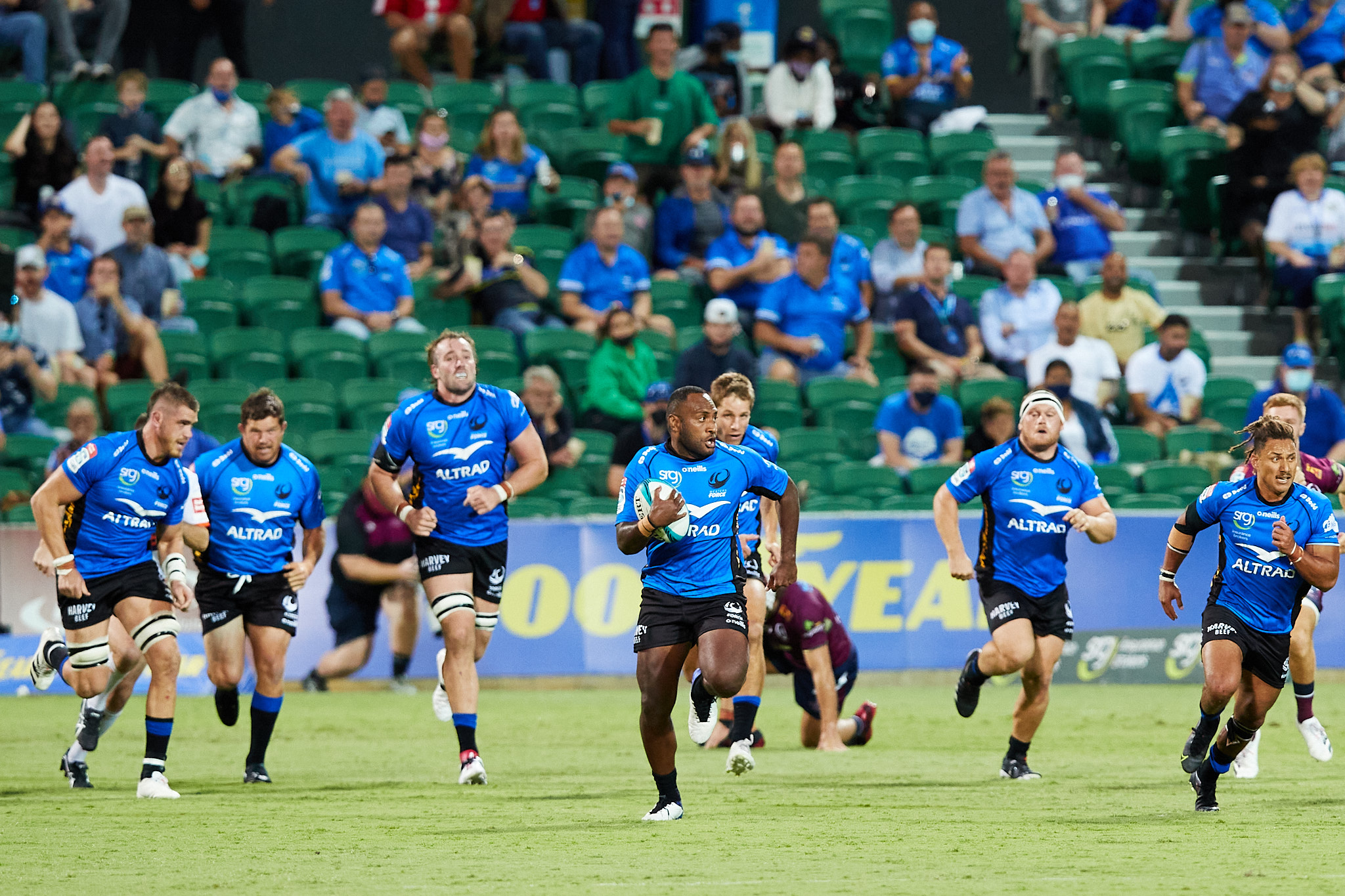 Western Force players running on field